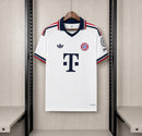 BAYERN MUNICH II 26/27 HOMBRE