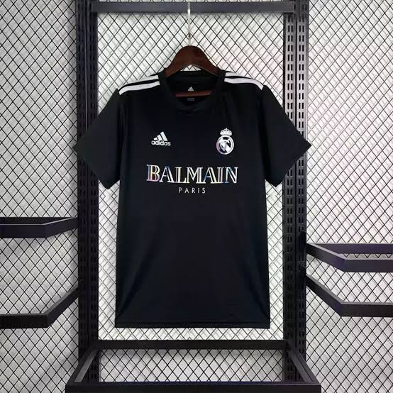 (REAL MADRID EDICIÓN LIMITADA BALMAIN 24/25 HOMBRE